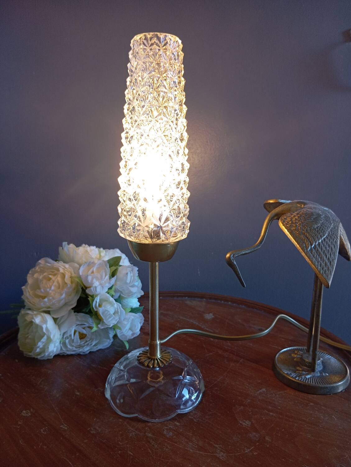 Lampe à poser verre pointe de diamant, vintage