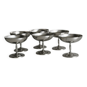 6 coupelles à dessert