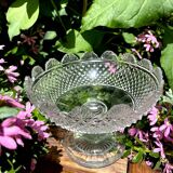 Diamond tip crystal centerpiece empty deco pocket