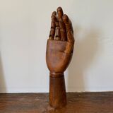 Main articulée en bois