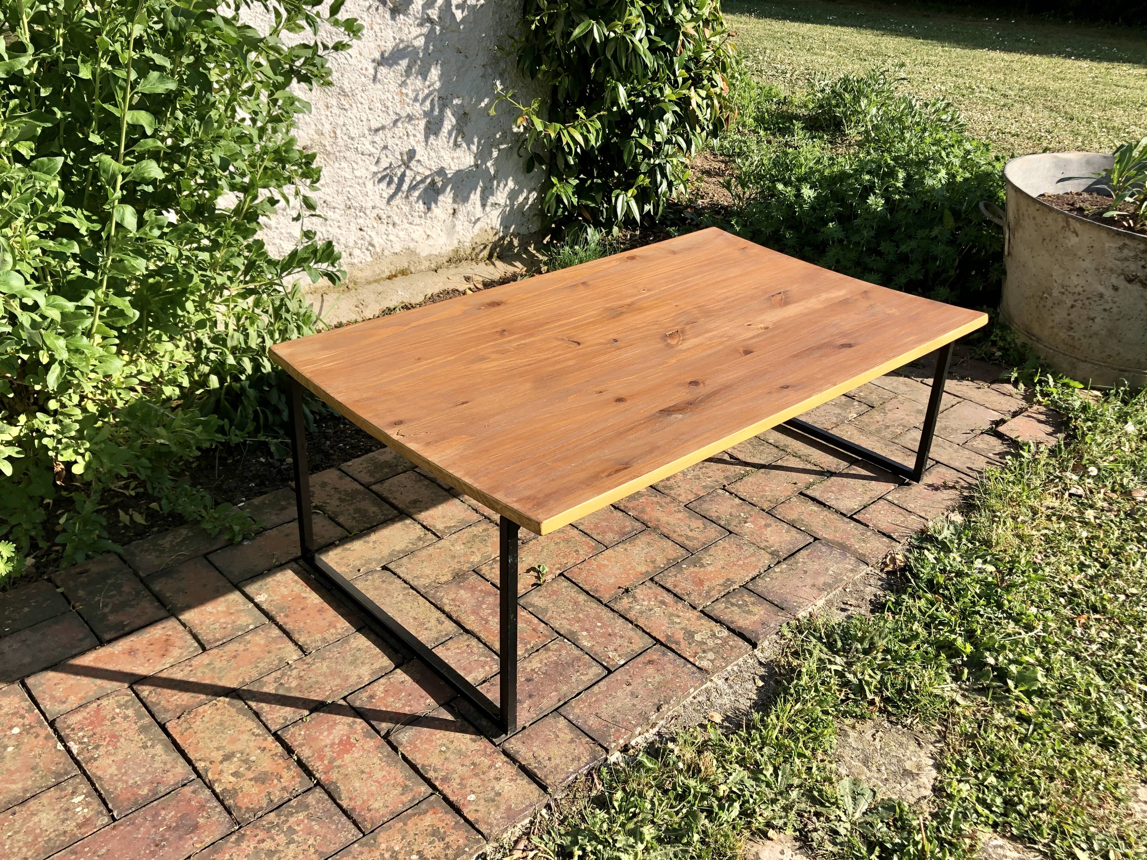 Waxed wood coffee table, black metal and mustard
