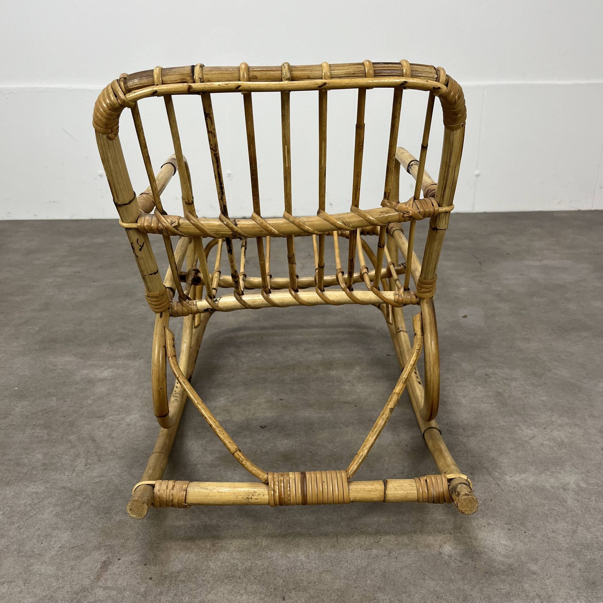 Rocking chair rotin enfant
