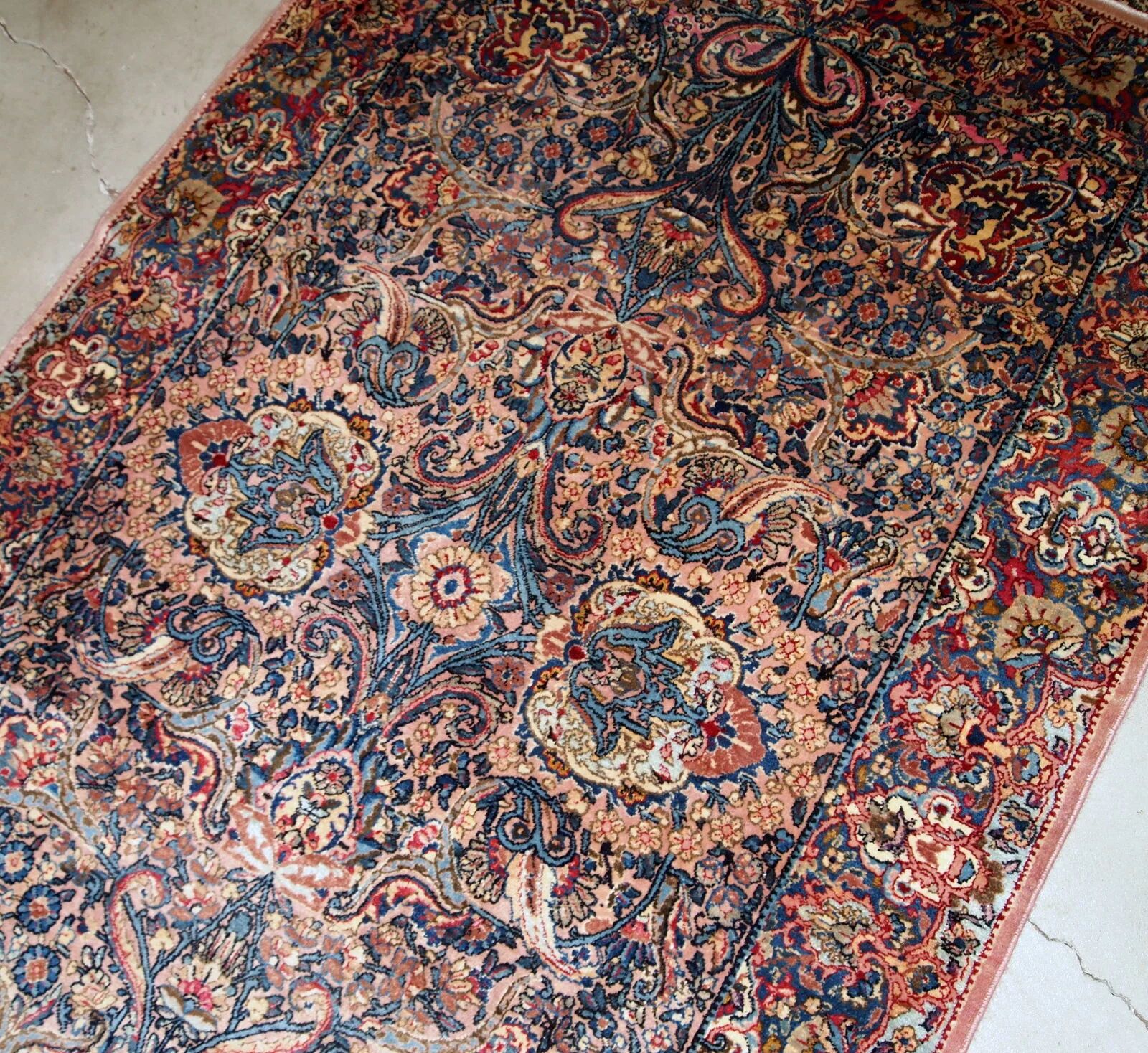 Handmade antique Persian Kerman rug 4.2' x 6.10' (128cm x 211cm) 1920s - 1B778