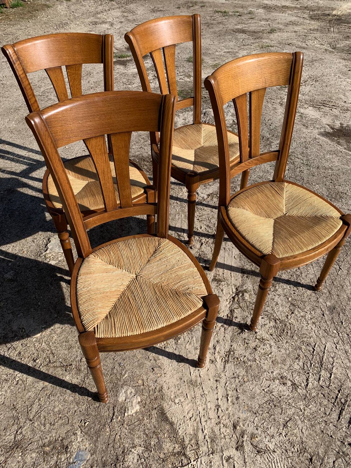 Table et chaises de salle a manger louis philippe