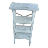 4-step wooden ladder.