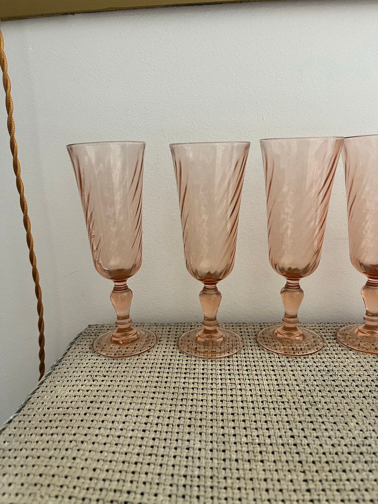 6 champagne flutes
