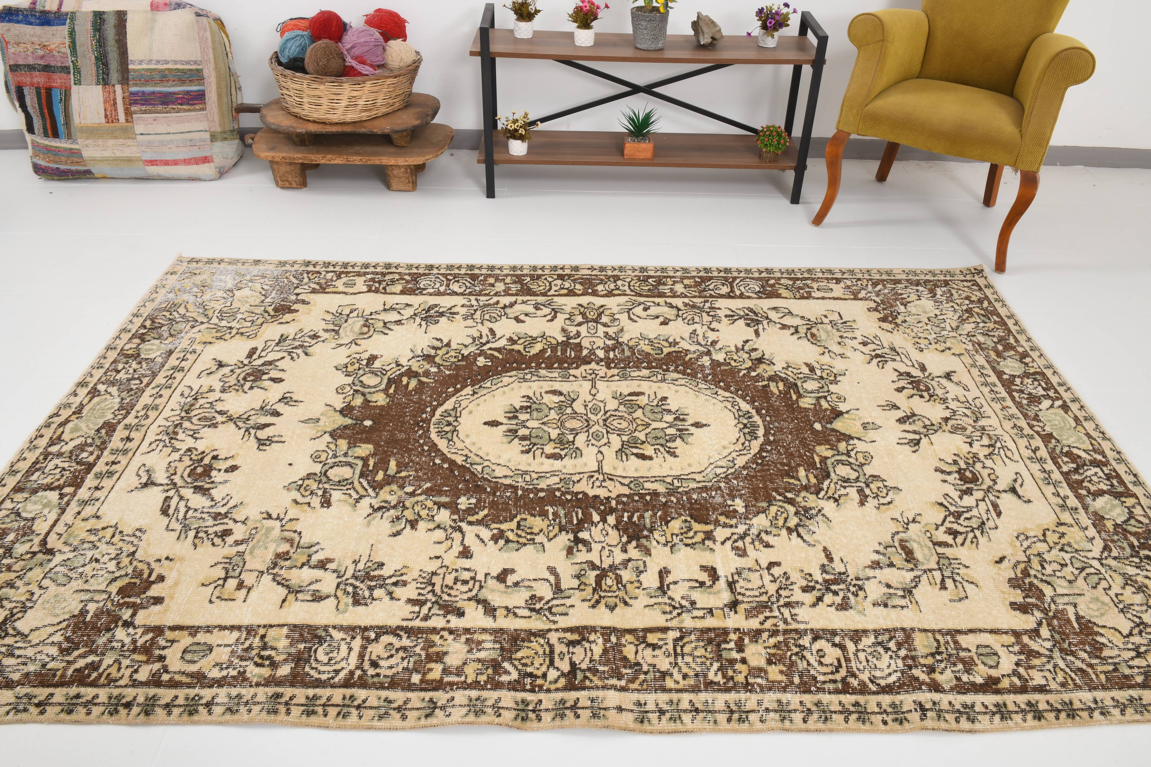 5x9 Cream & Brown Turkish Vintage Rug 162x260Cm SK 24779