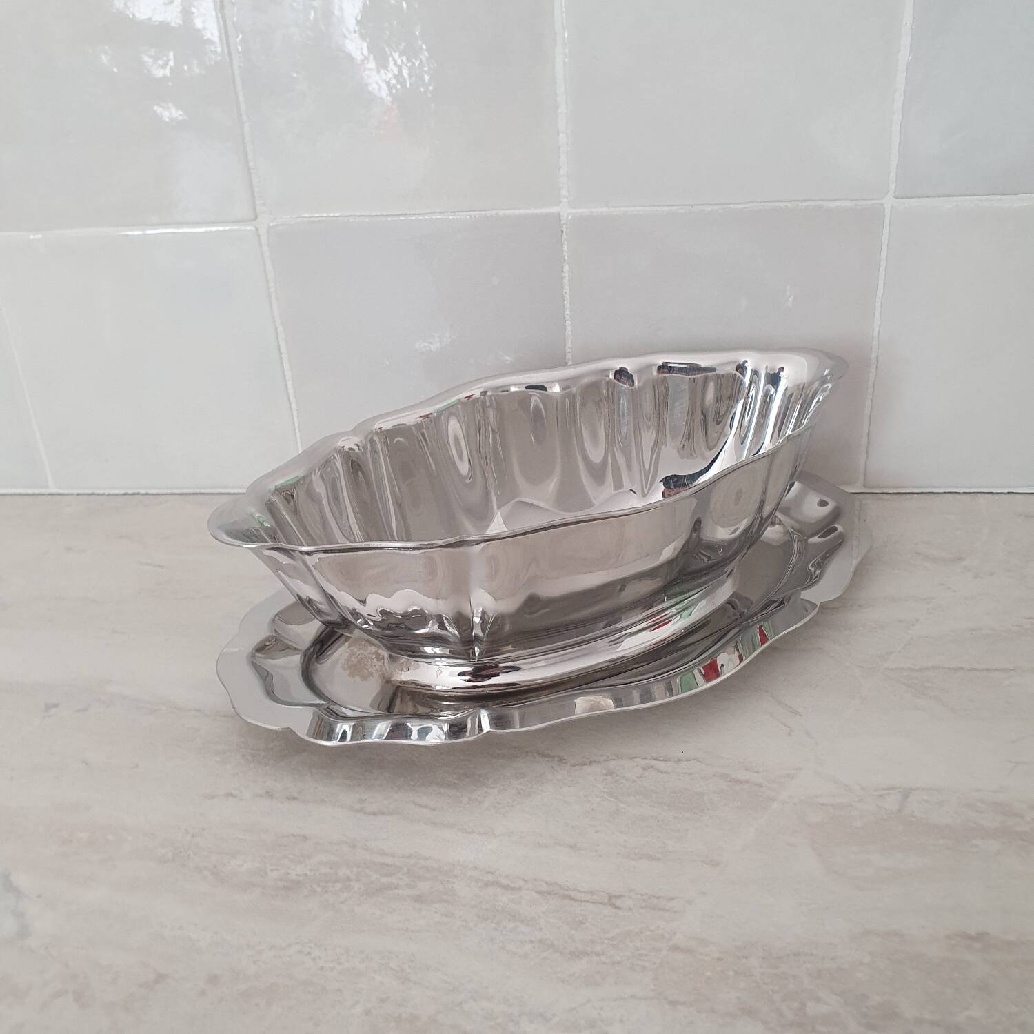 Remy Letang / 18/10 stainless steel gravy boat