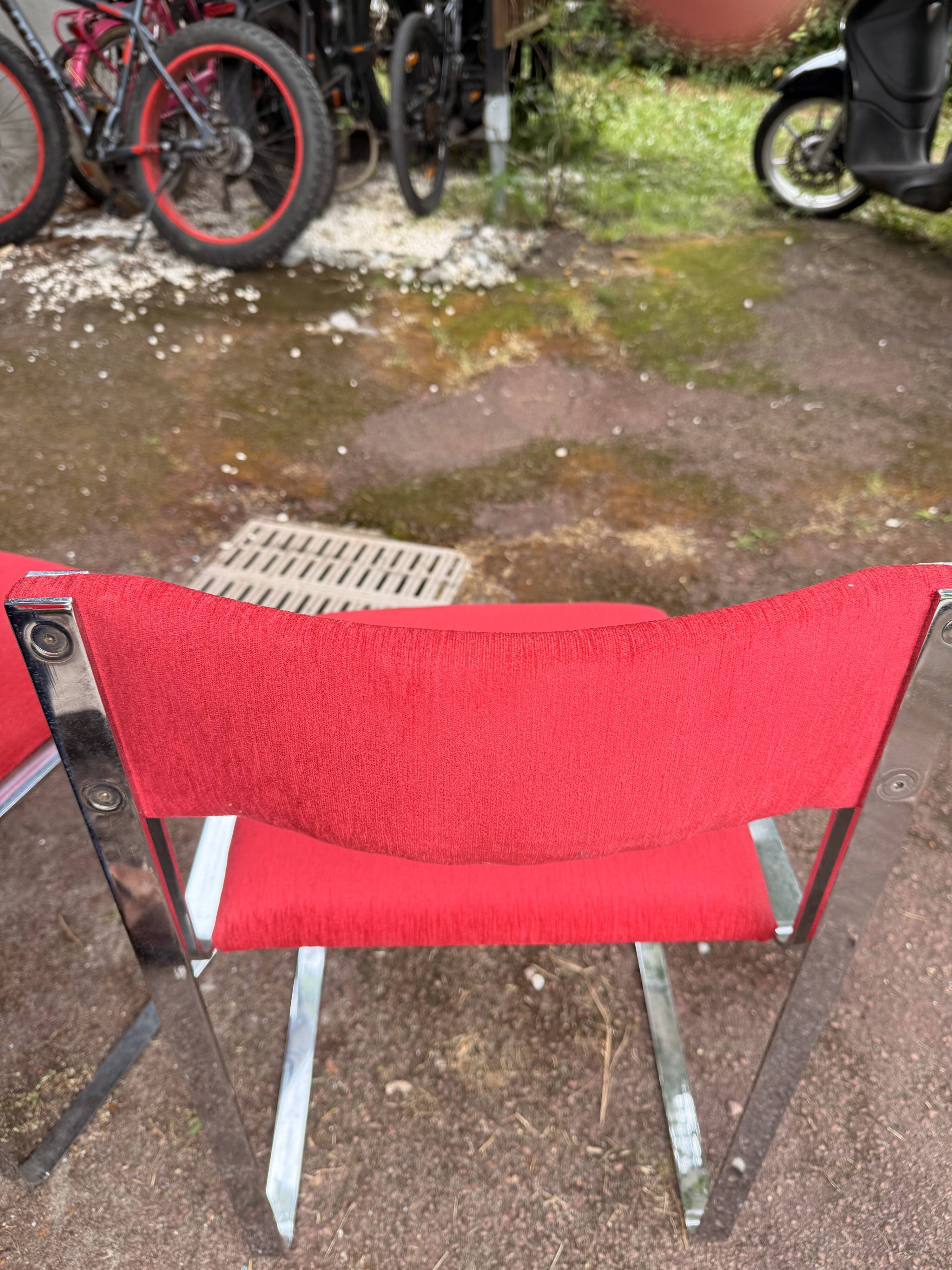 Vintage 1970s dining chair