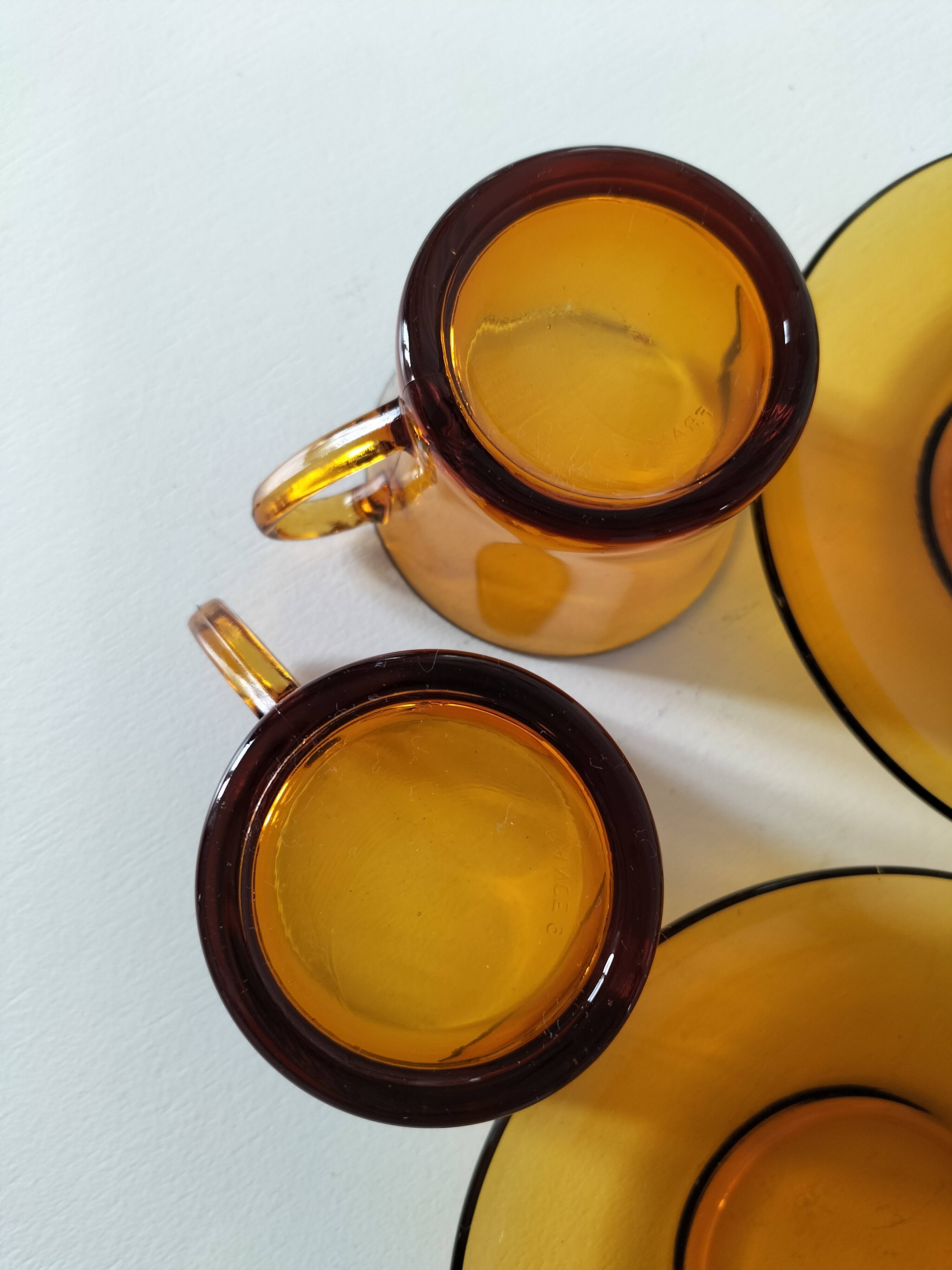 5 vintage amber Duralex cups and saucers