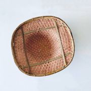 Ancien chapeau asiatique