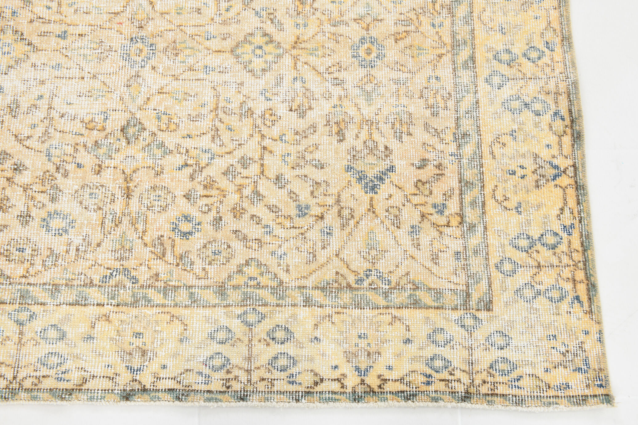 5x8 beige yellow tones turkish rug 247x152cm