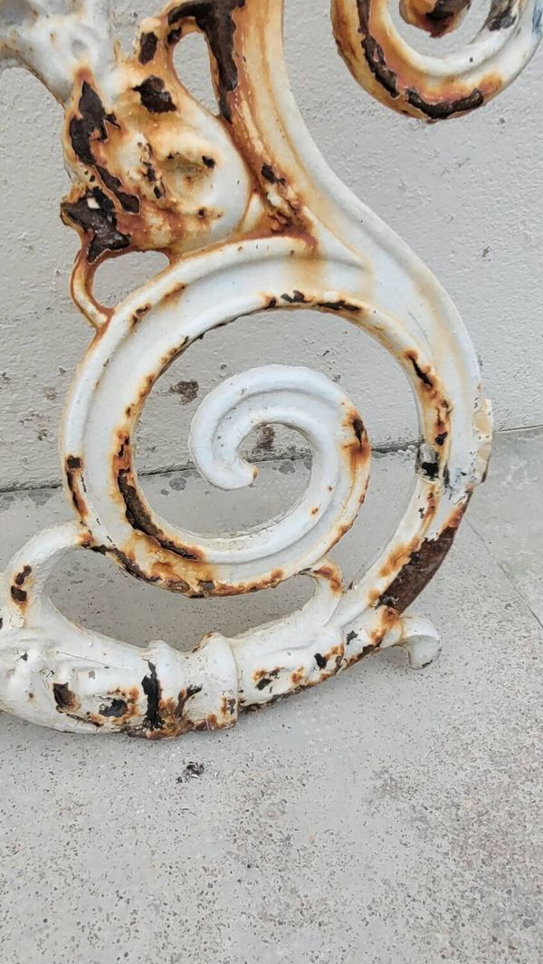 Chasse roues potence de portail maison bourgeoise en fonte 19ème