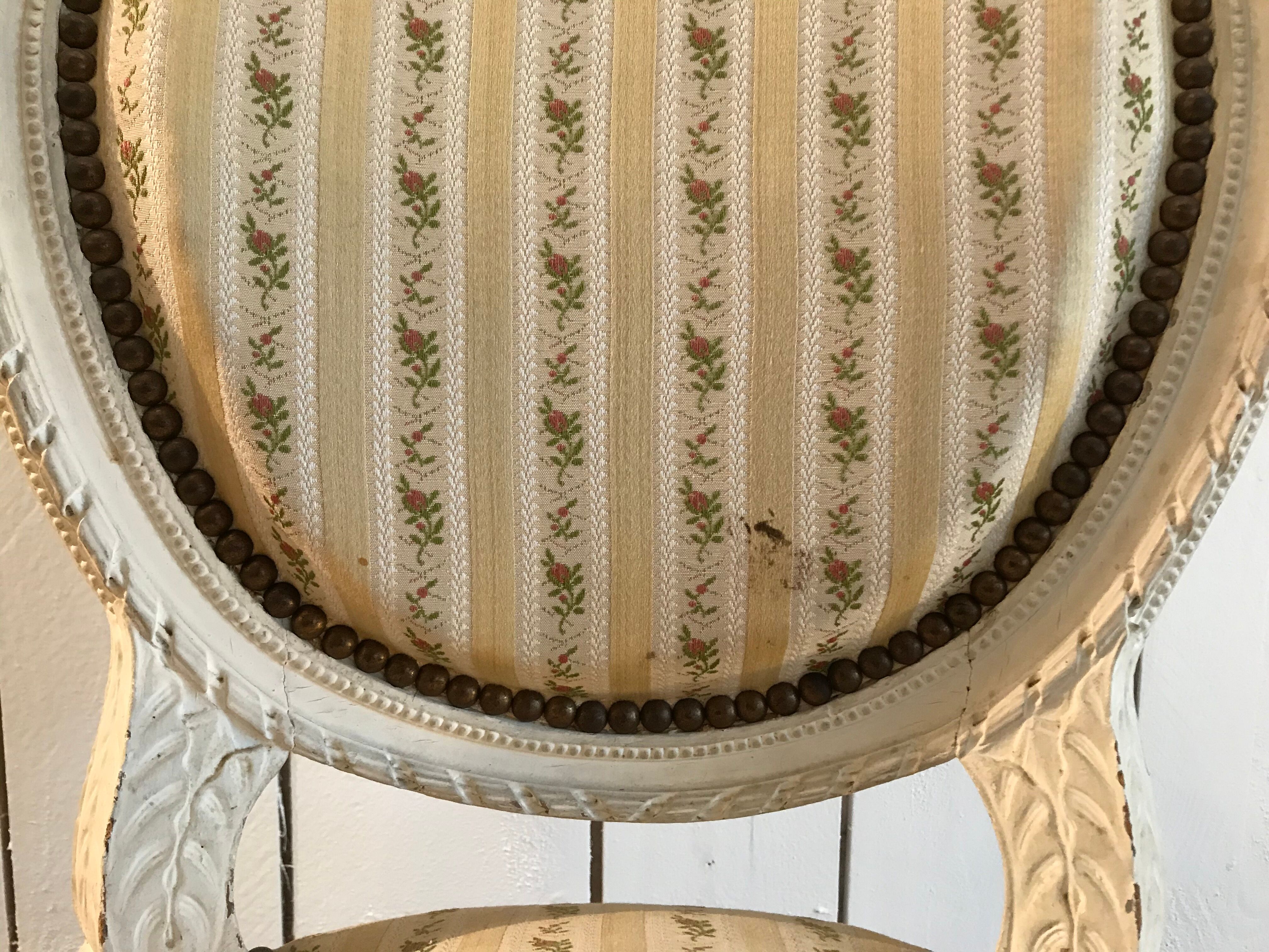 Salon Louis XVI eb molded wood and carved canning files