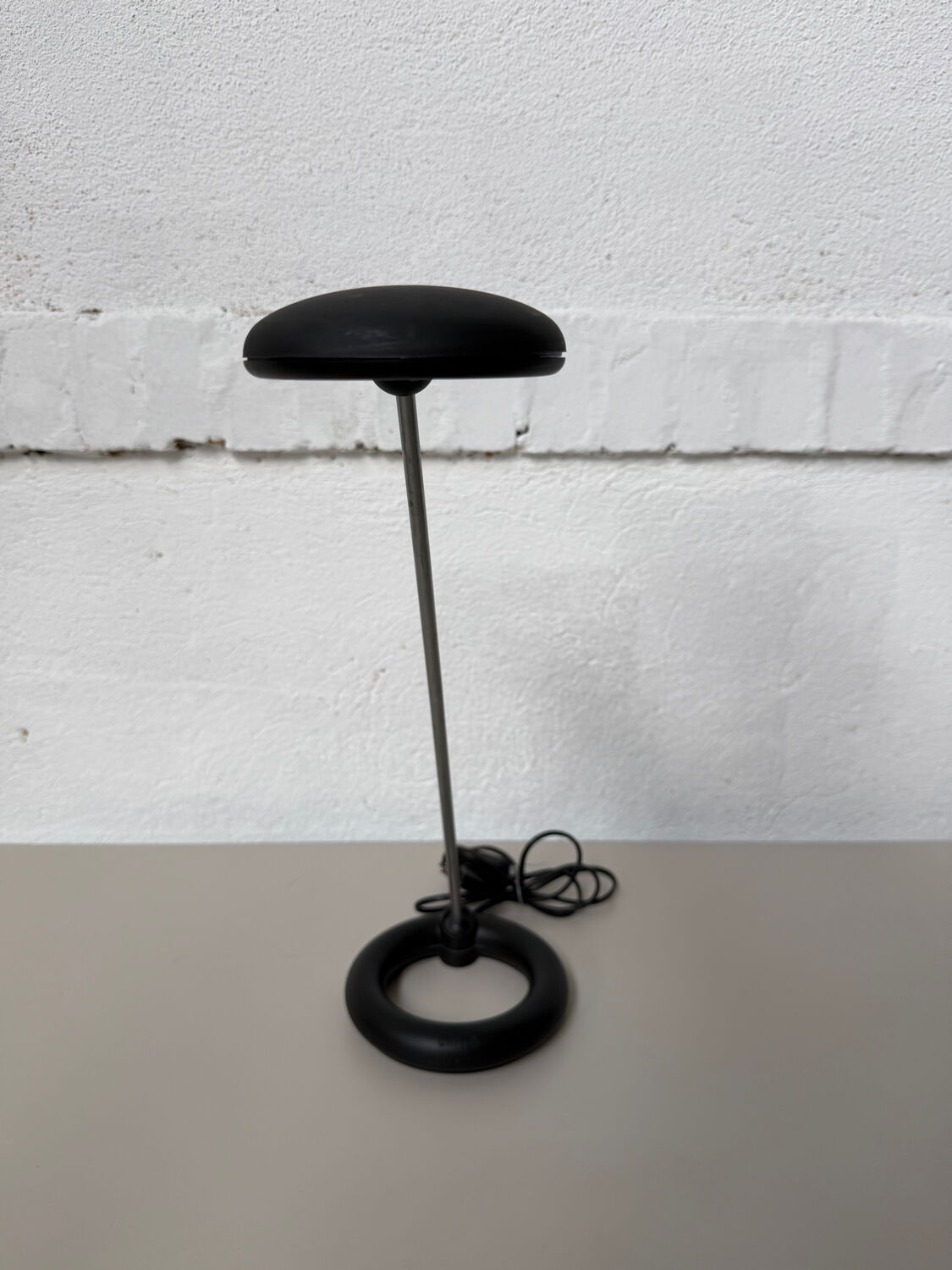 Unilux desk lamp reference 2030