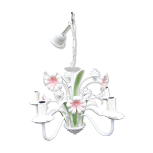 lustre en tôle peinte