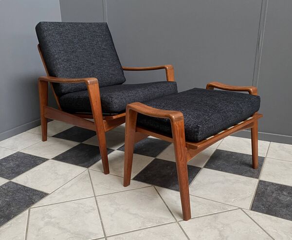Fauteuil avec repose-pieds en teck danois Arne Wahl Iversen pour Komfort Denmark, des années 1960.
