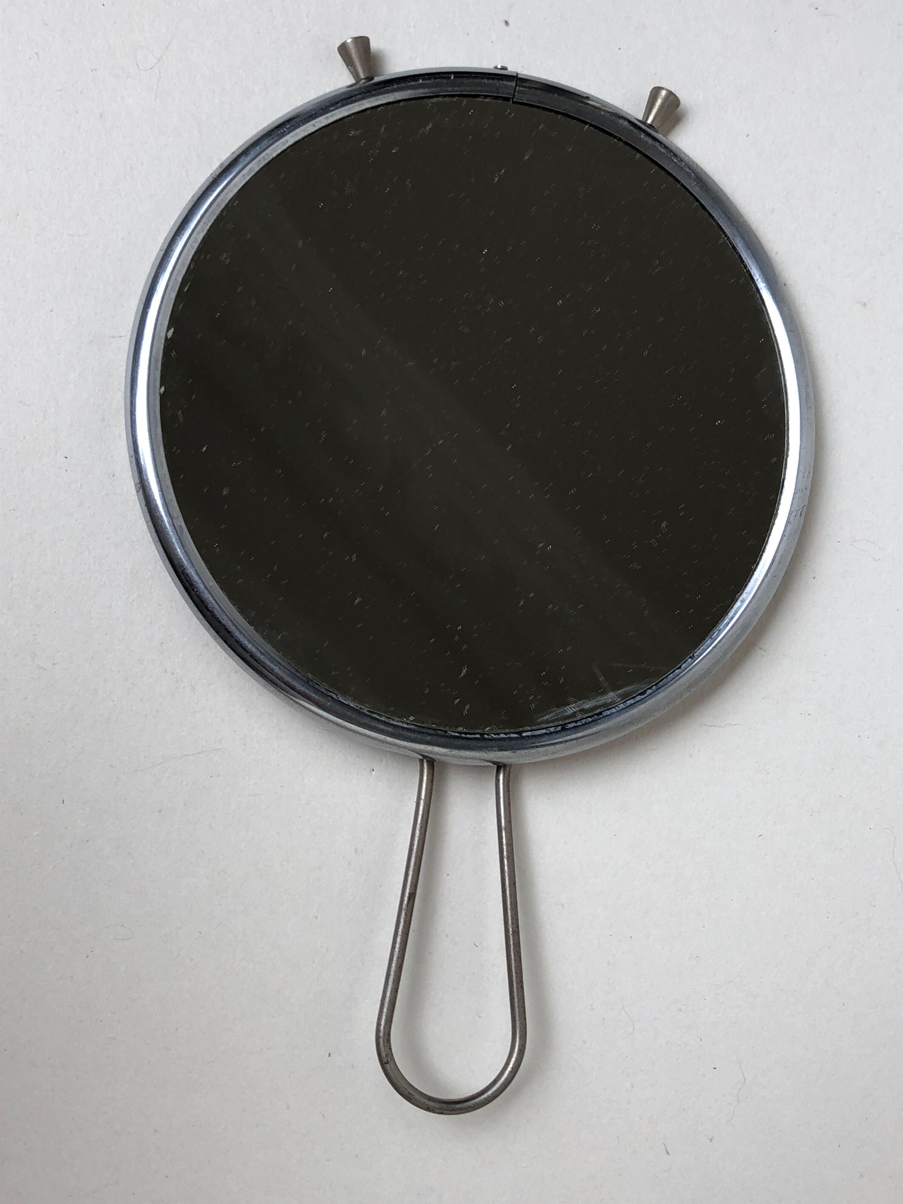 Barber magnifying mirror 18x18cm