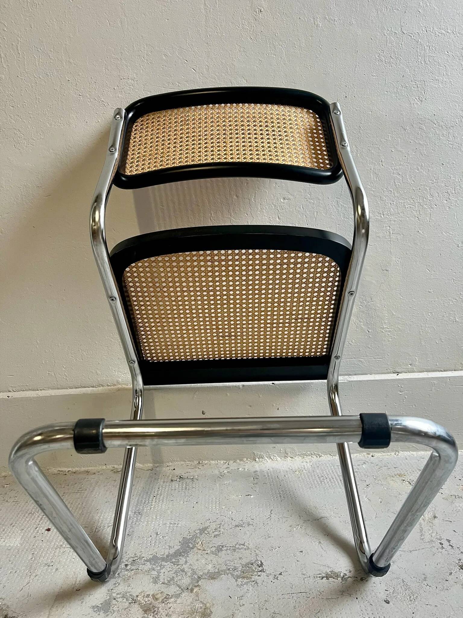Chairs inspired by Marcel Breuer B32/Cesca