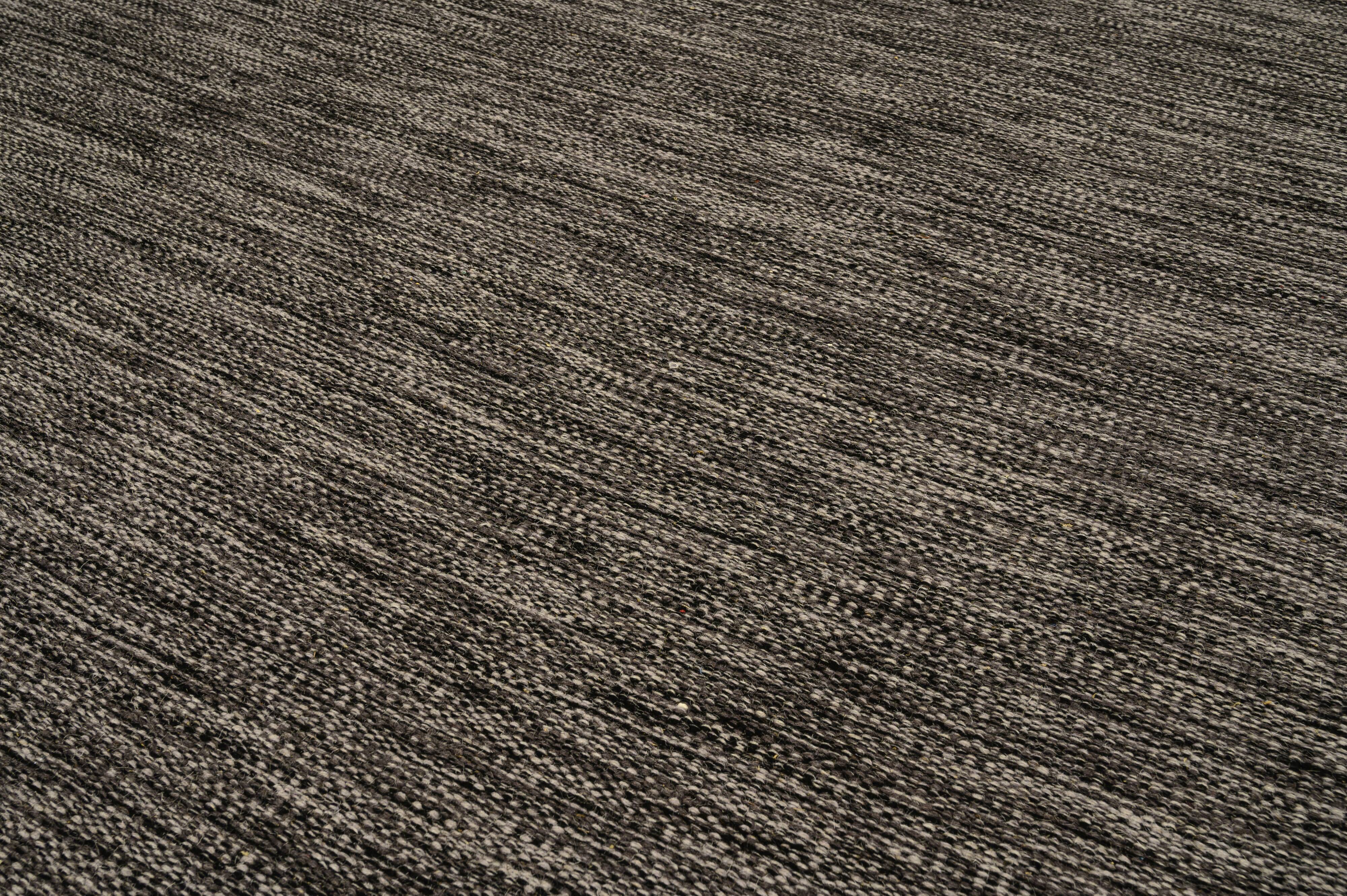 Scandinavian style minimalist flat weave rug. 234 (250) x 174 cm / 92 (98) x 69 in