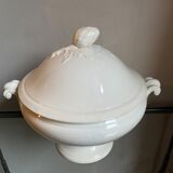 White earthenware tureen of Lunéville XIXth Century