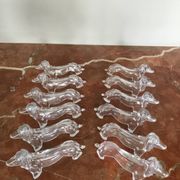Série de 12 portes couteaux teckel