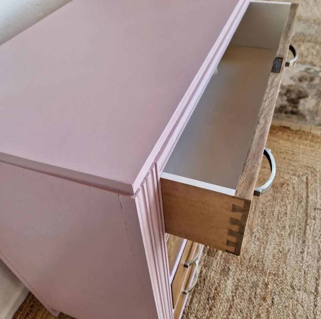 Art Deco chest of drawers