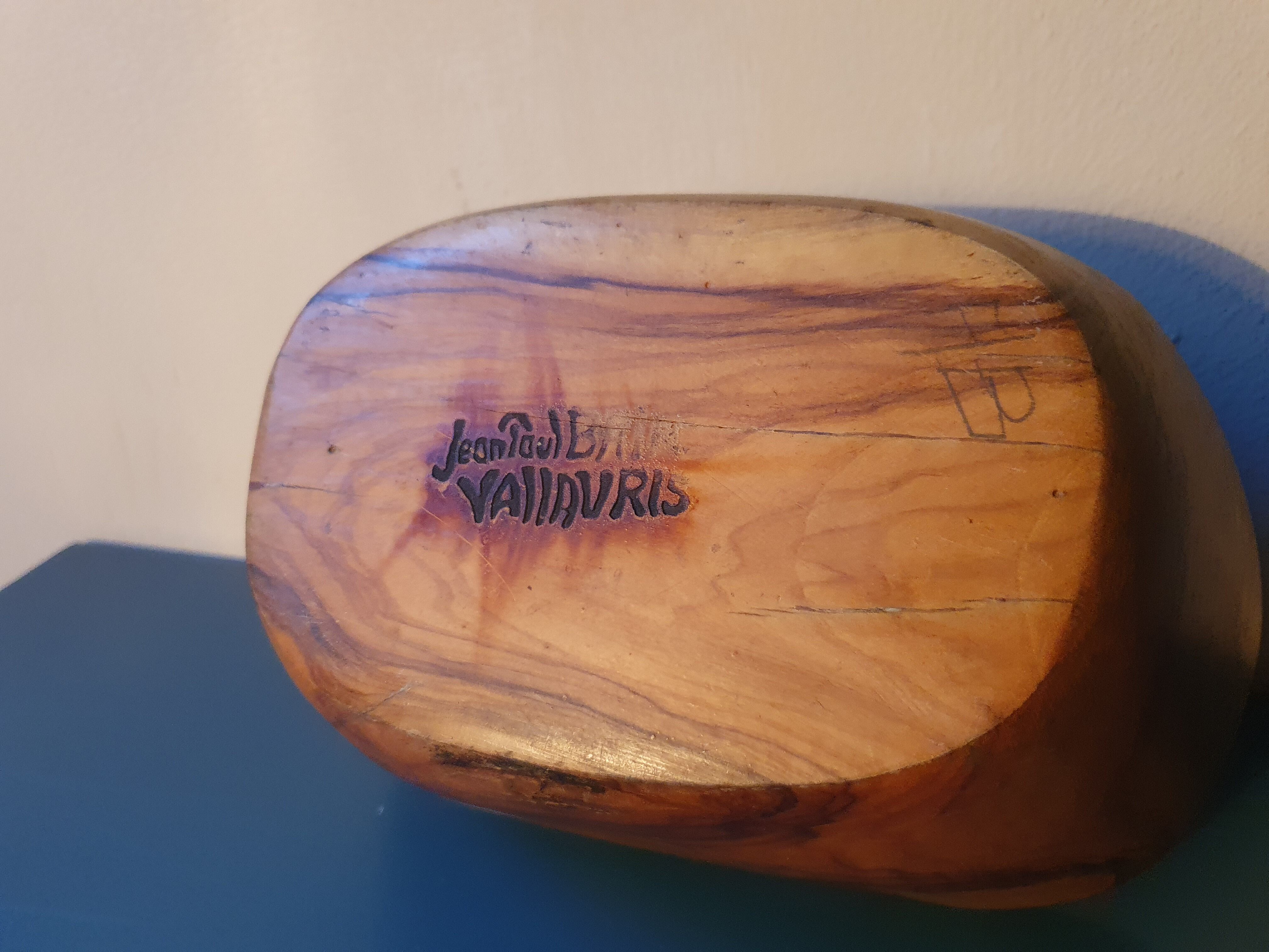 Fruit cup in olive tree of Vallauris