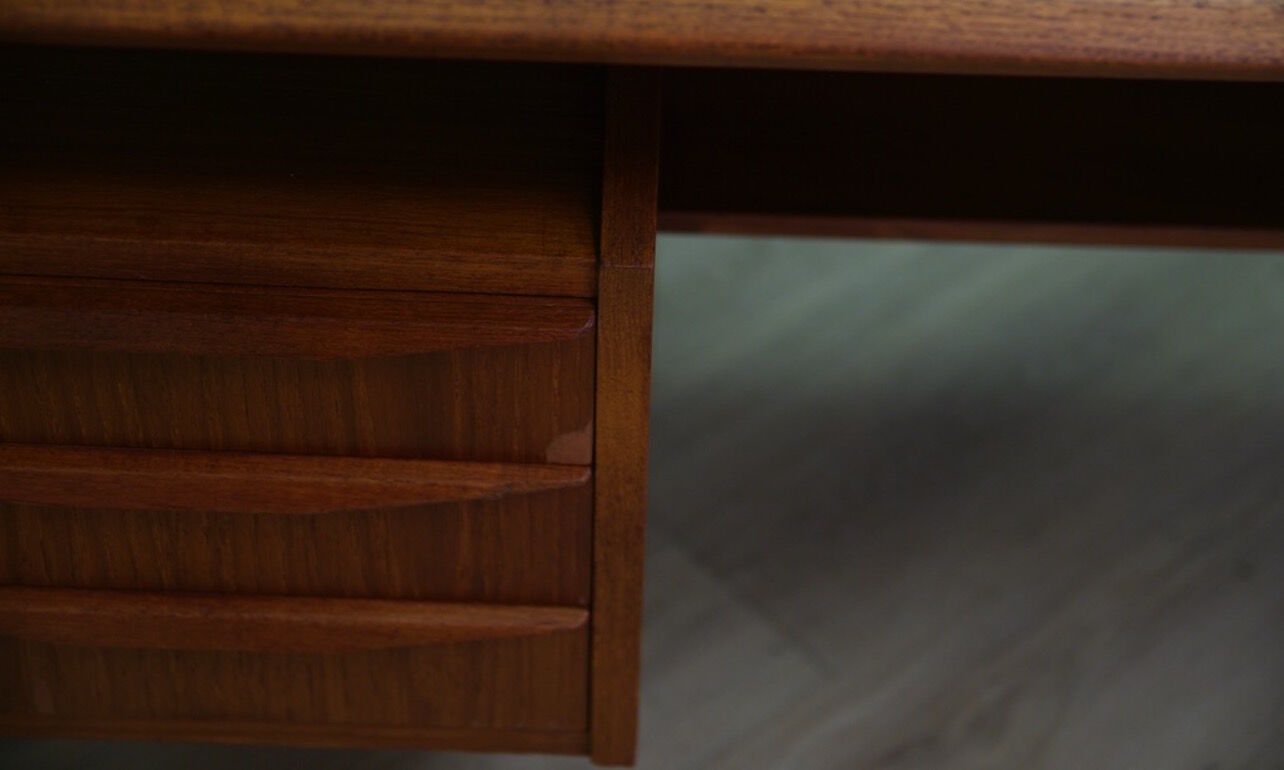 G.N. Tibergaard writing desk classic in teak