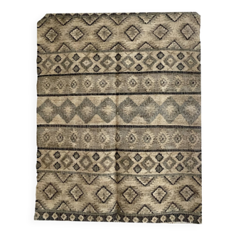 Handwoven kilim rug,home decor,floor,dinning area,indian traditional rug.