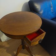 Guéridon, table d'appoint ancienne en bois
