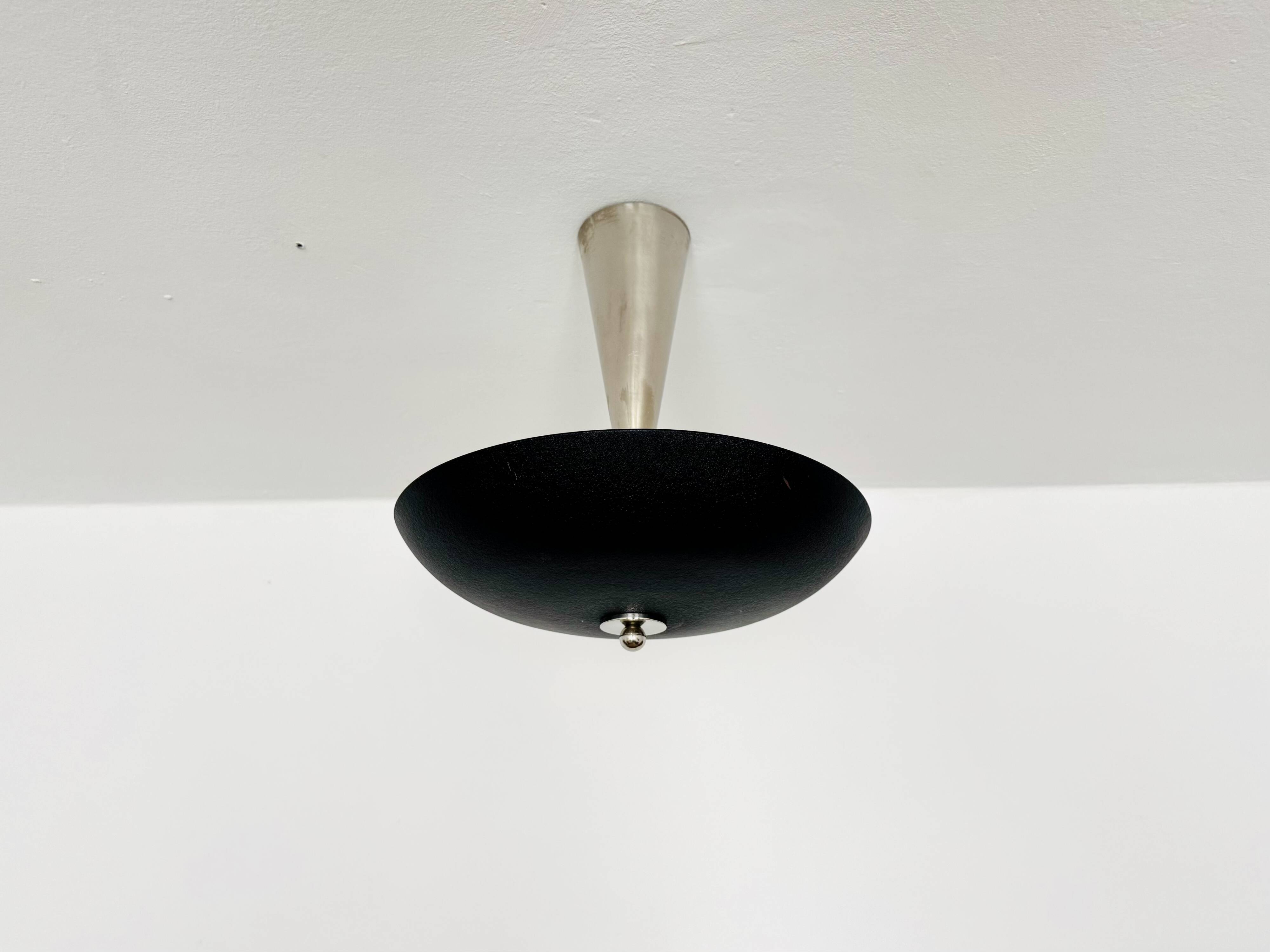 Italian Flush Uplight