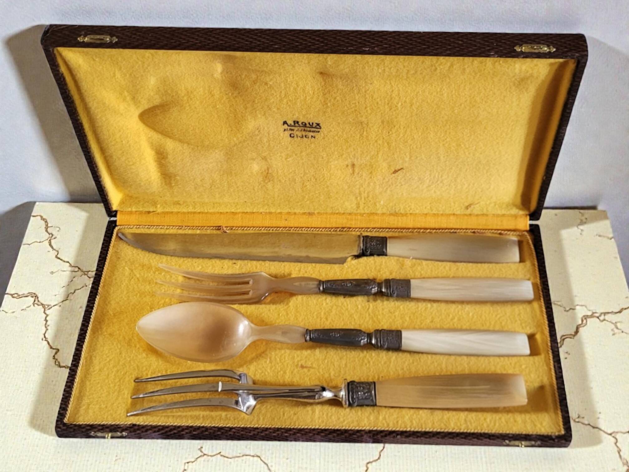 Gigot / Salad cutlery in Bakelite