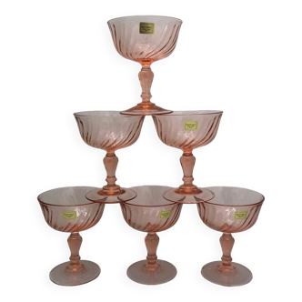 Rosaline champagne glass 70s design