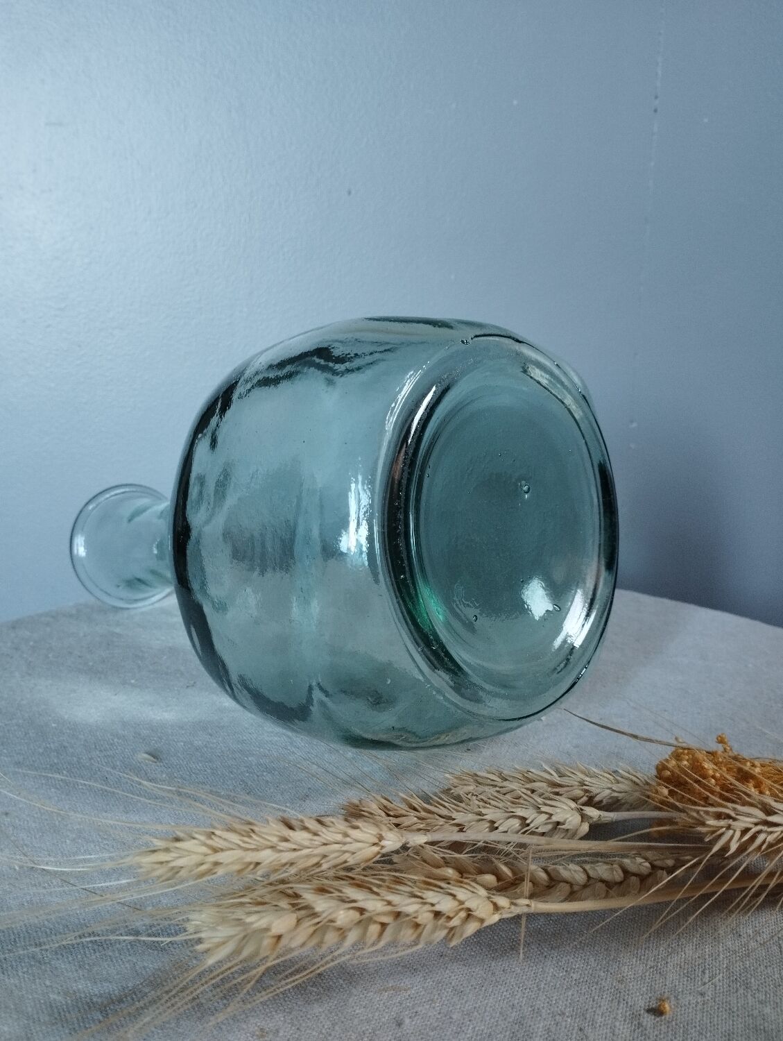 Duo of bottles/carafes, vintage