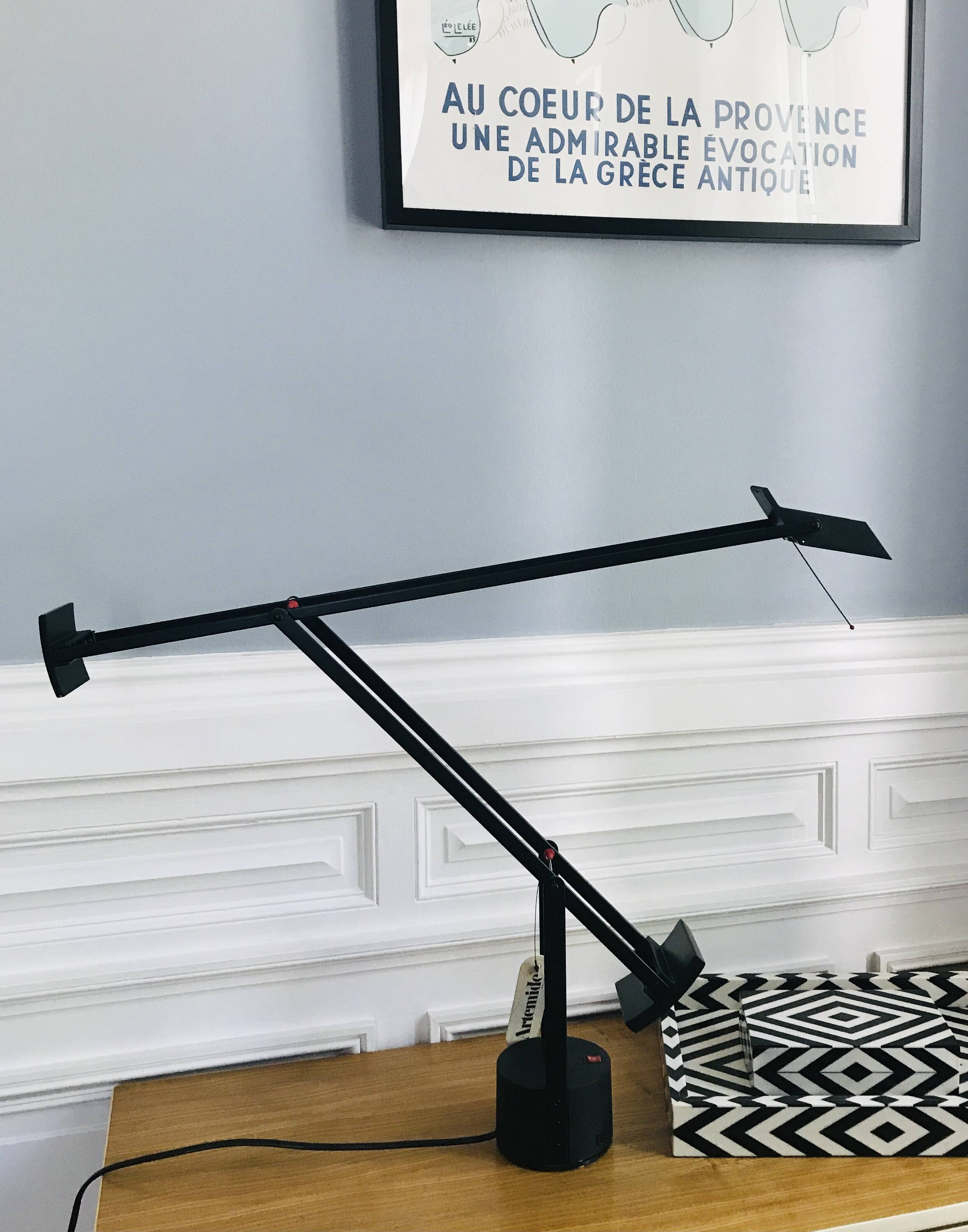 Artemide Tizio adjustable table lamp