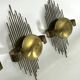 Ensemble de trois appliques en métal doré du milieu du siècle. Italie années 1950