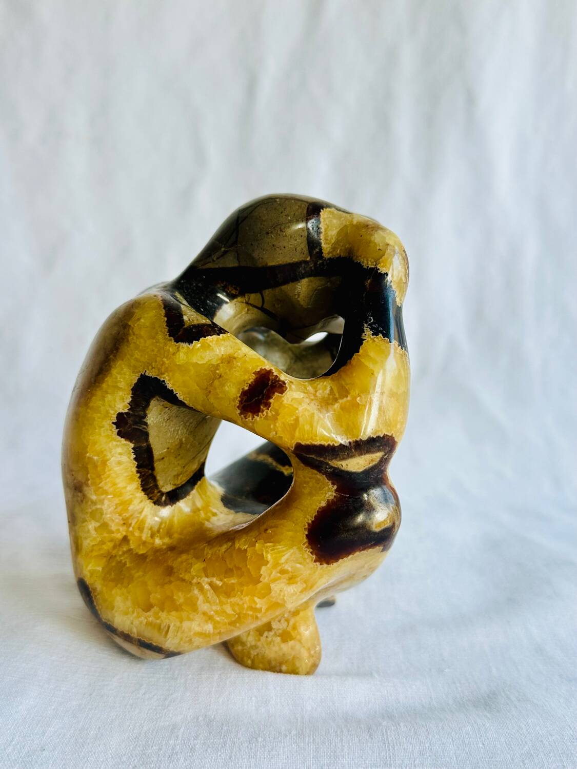 Septarian sculpture
