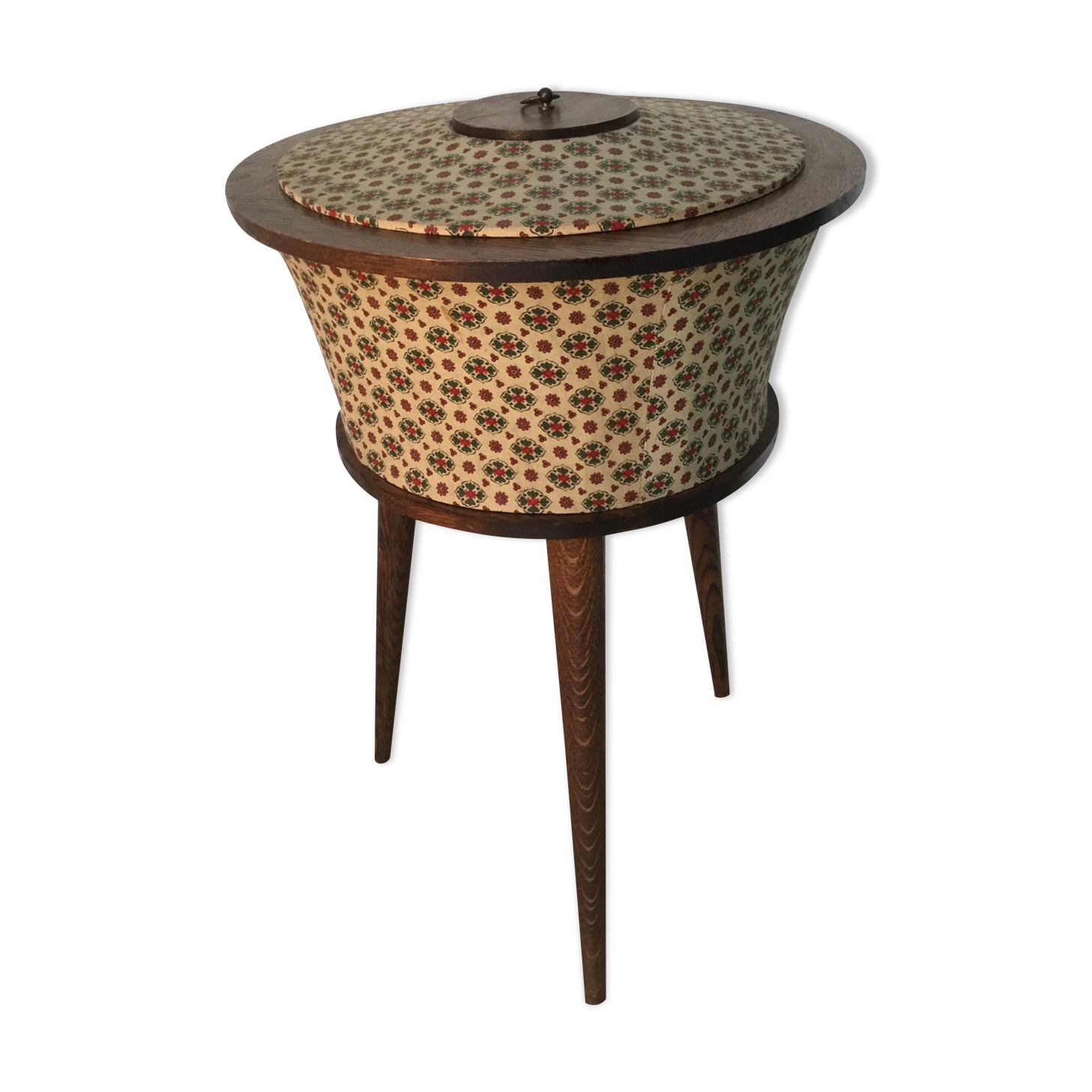 Vintage round tripod worker with tapered feet - 1960