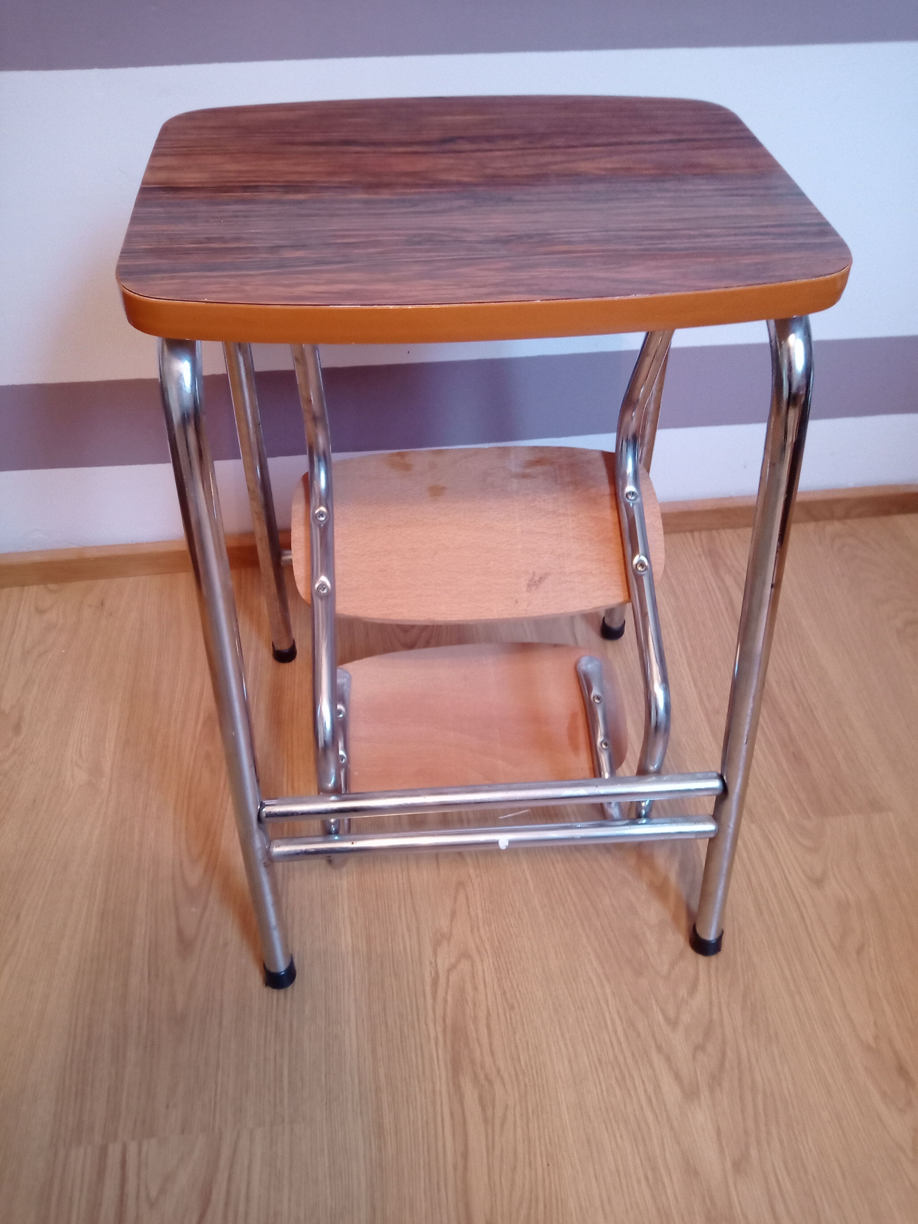 Stepladdy stool