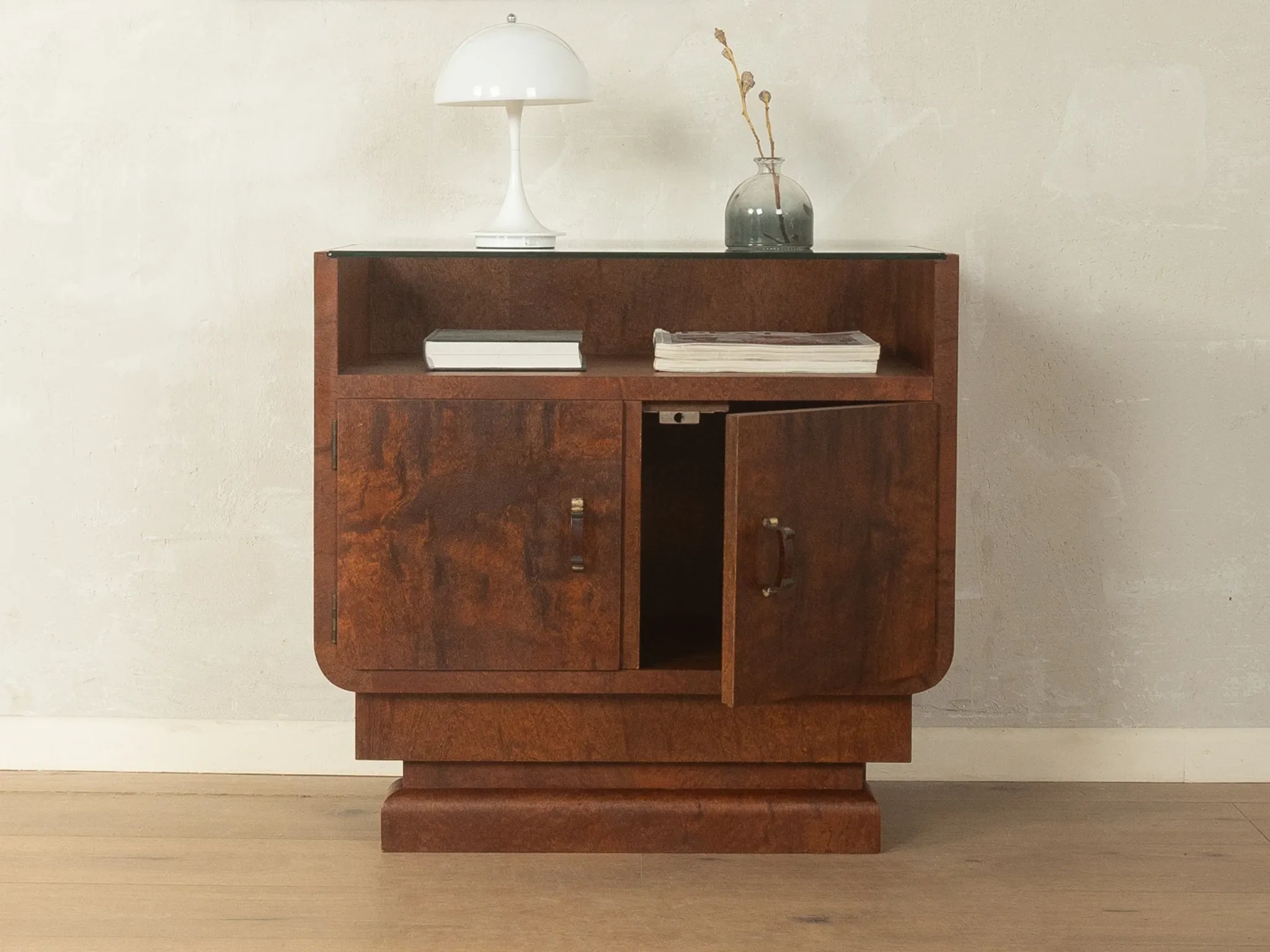 Expressive Art Deco chest of drawers with root wood veneer, Germany, 1930s