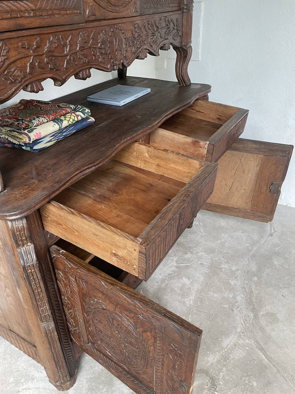 Auvergne brutalist folk art furniture 1890