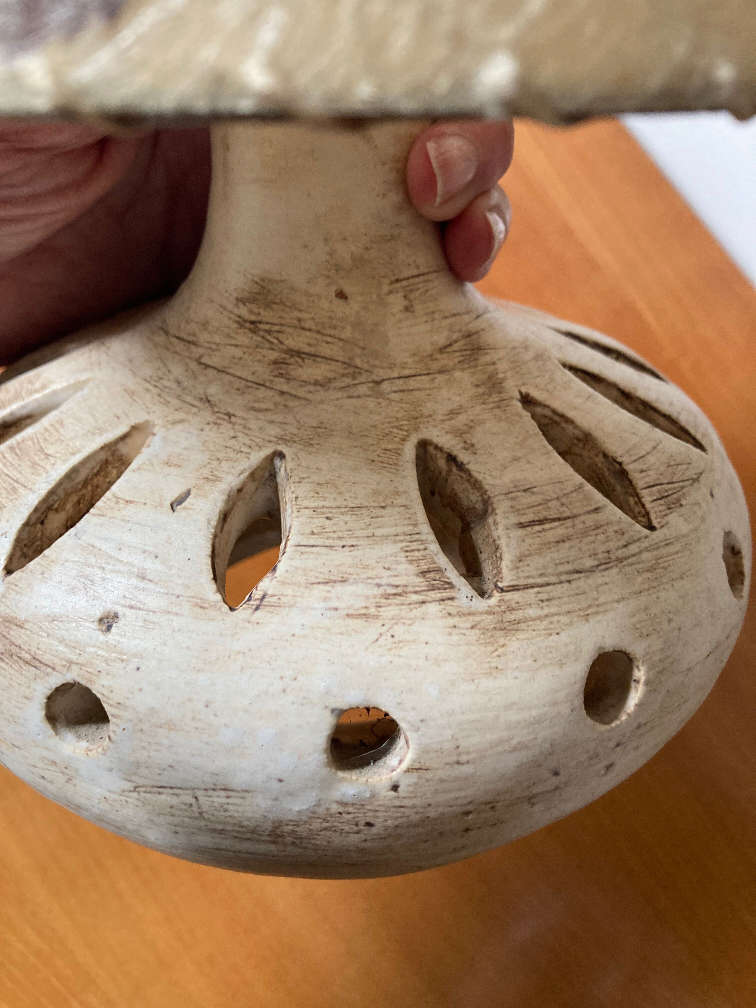 Vintage openwork ceramic lamp and lampshade in dried flowers 70