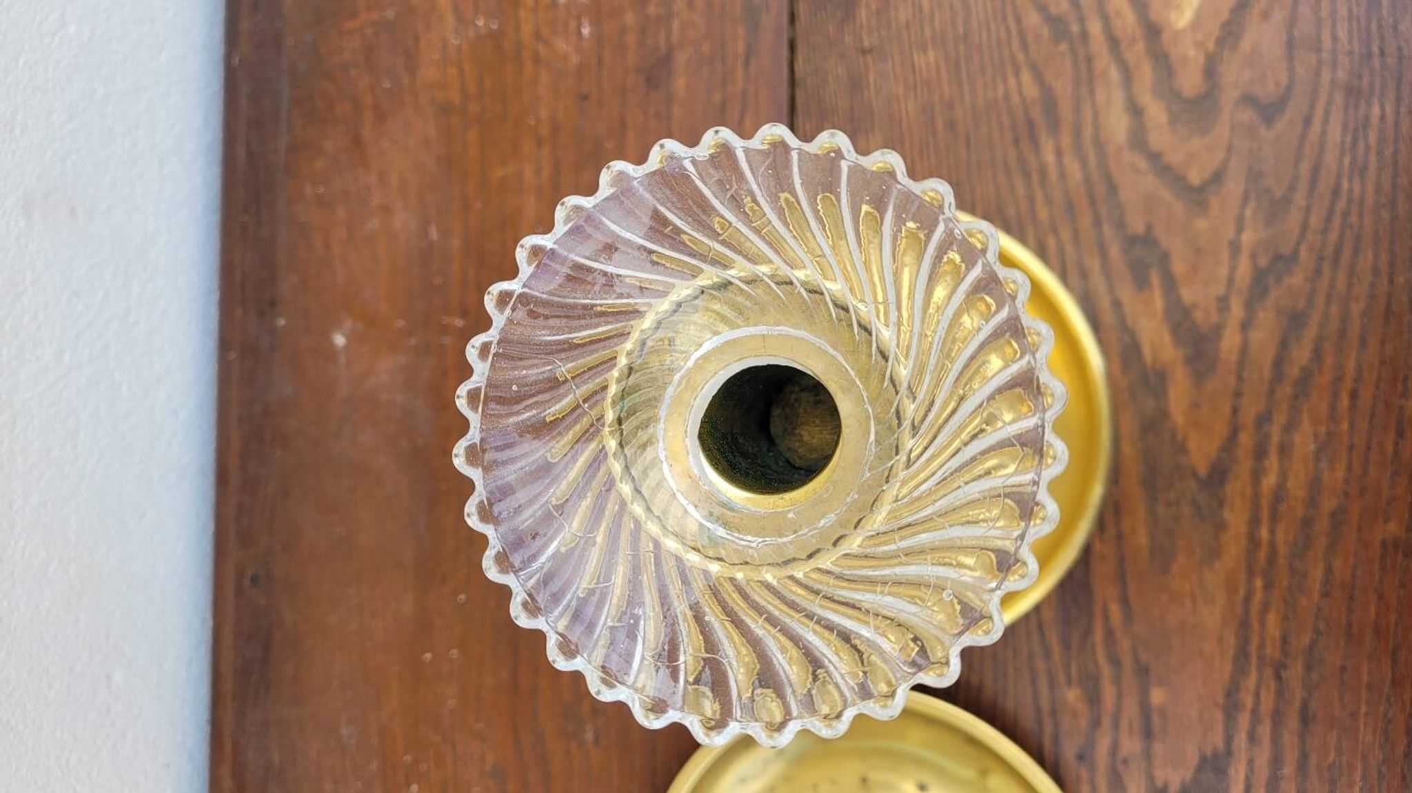 Paire de Bougeoirs Louis Philippe en laiton 1900s