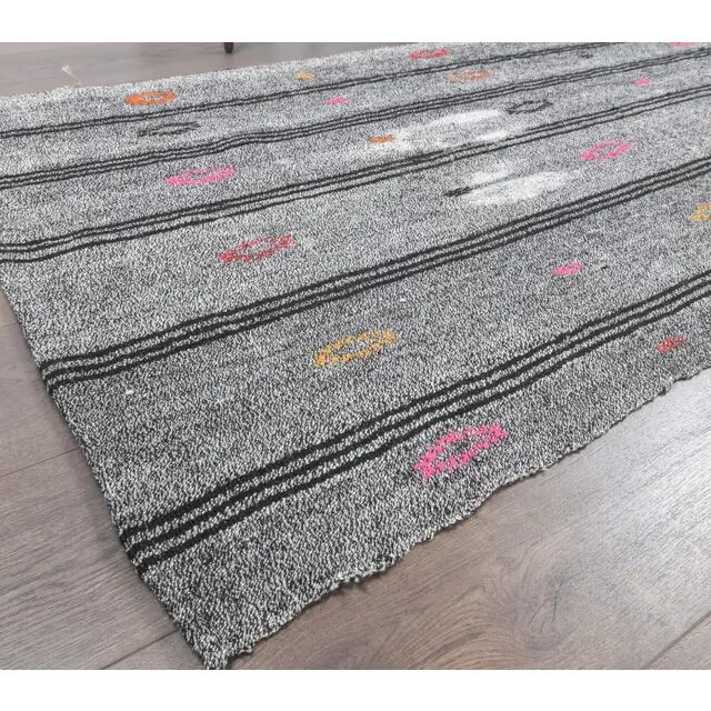 1970s Turkish Handwoven Kilim Wool Rug 95x375