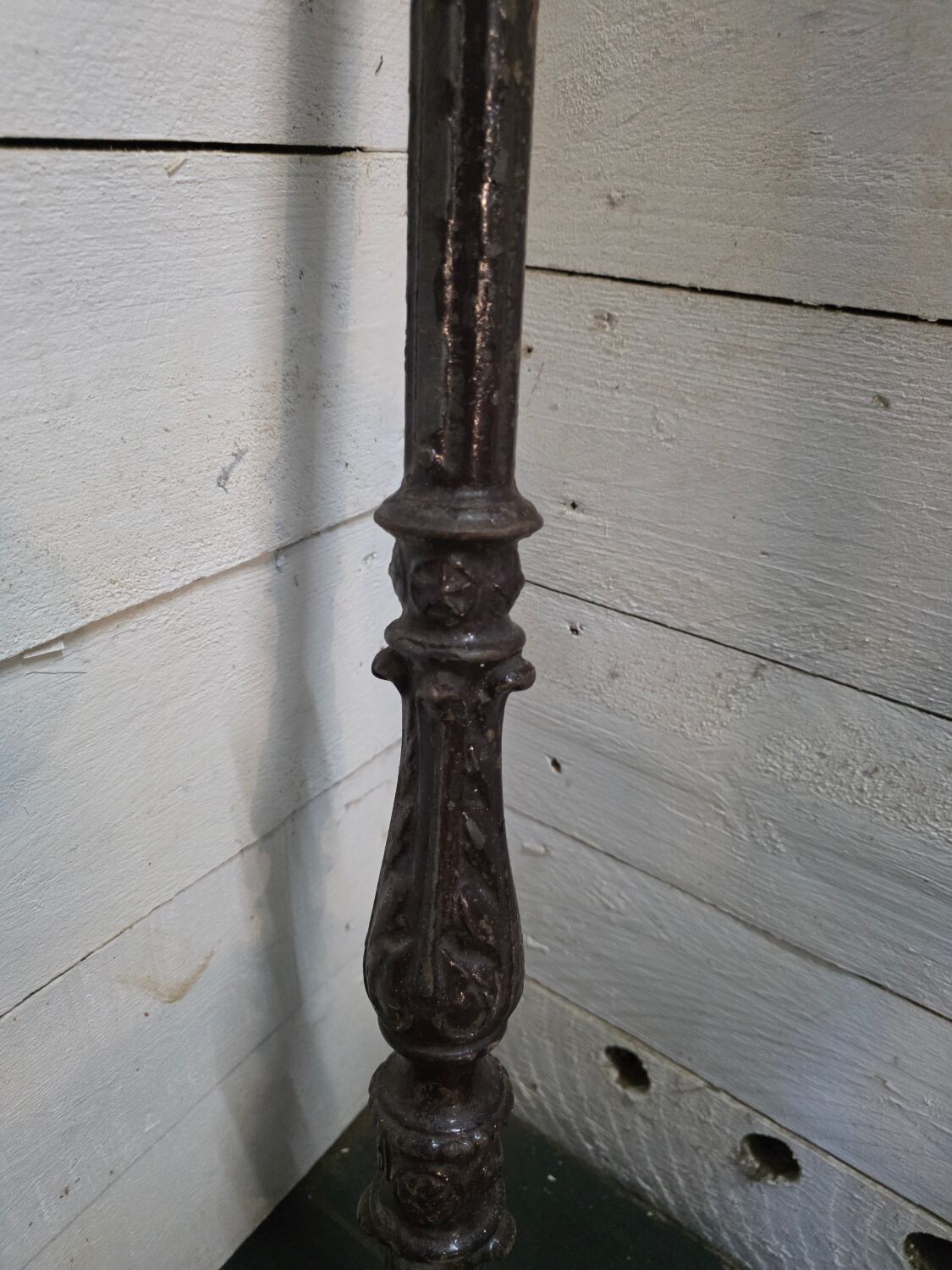 19th-century cast iron staircase landing