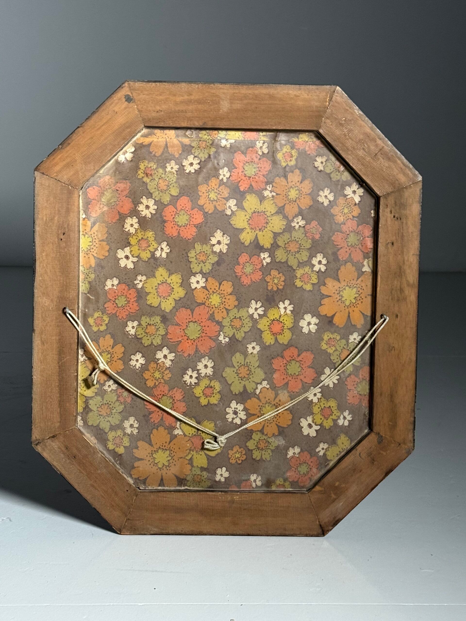 Ripple frame mirror octagonal