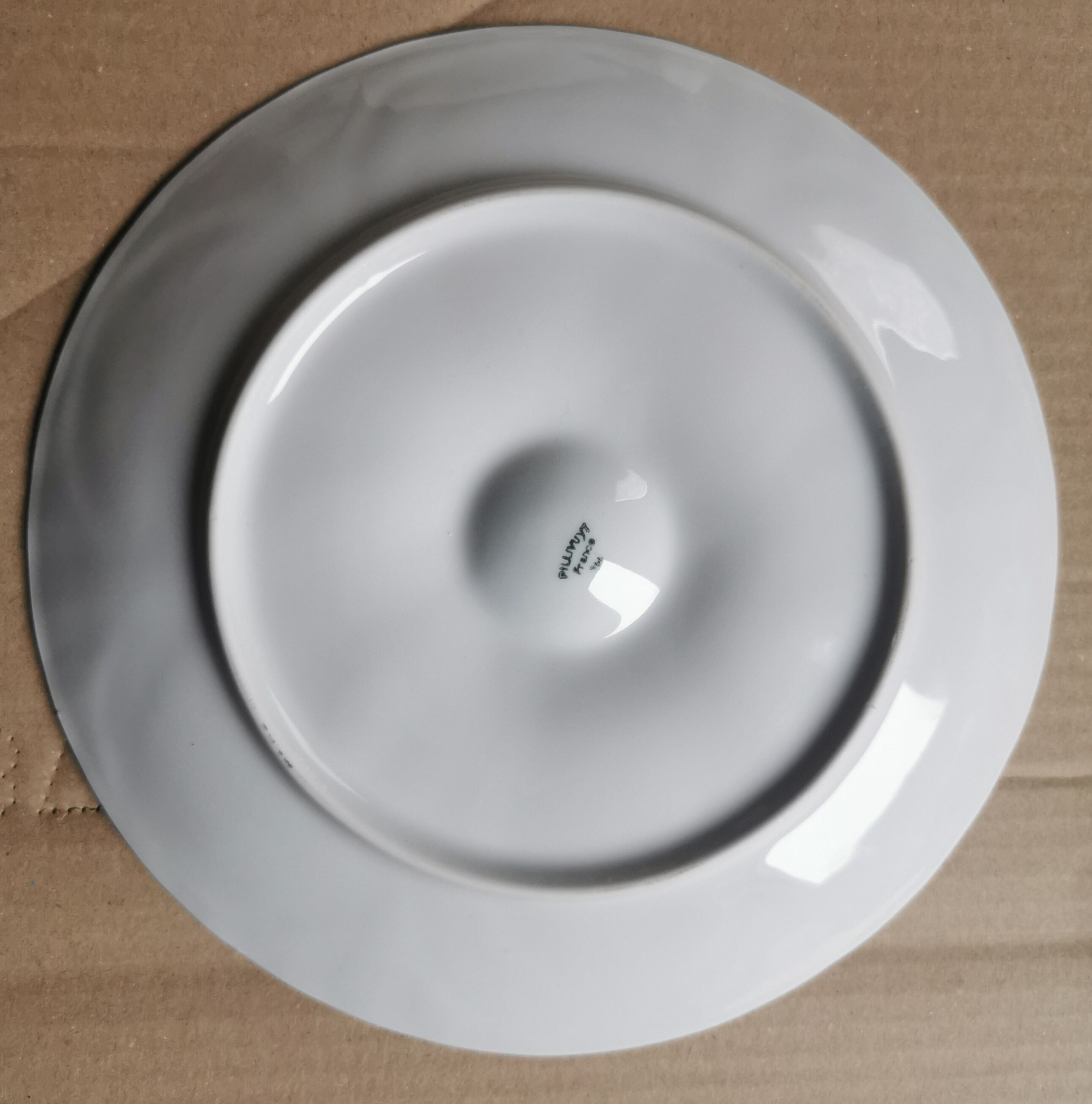 Ensemble de 6 assiettes Pillivuyt porcelaine blanche