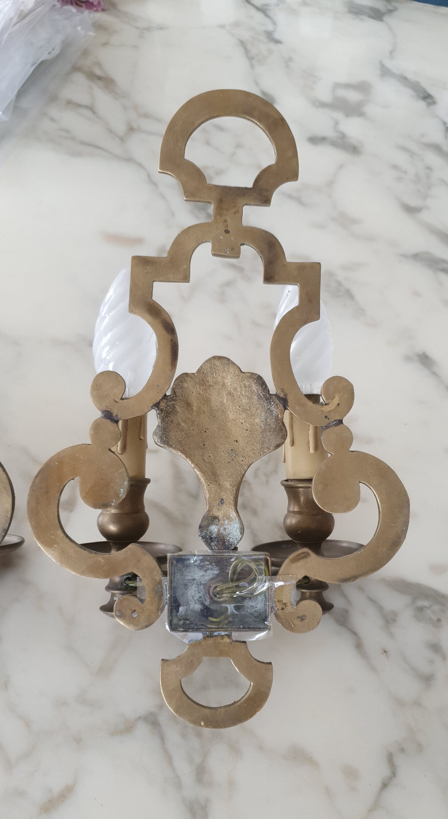 Paire d'appliques anciennes