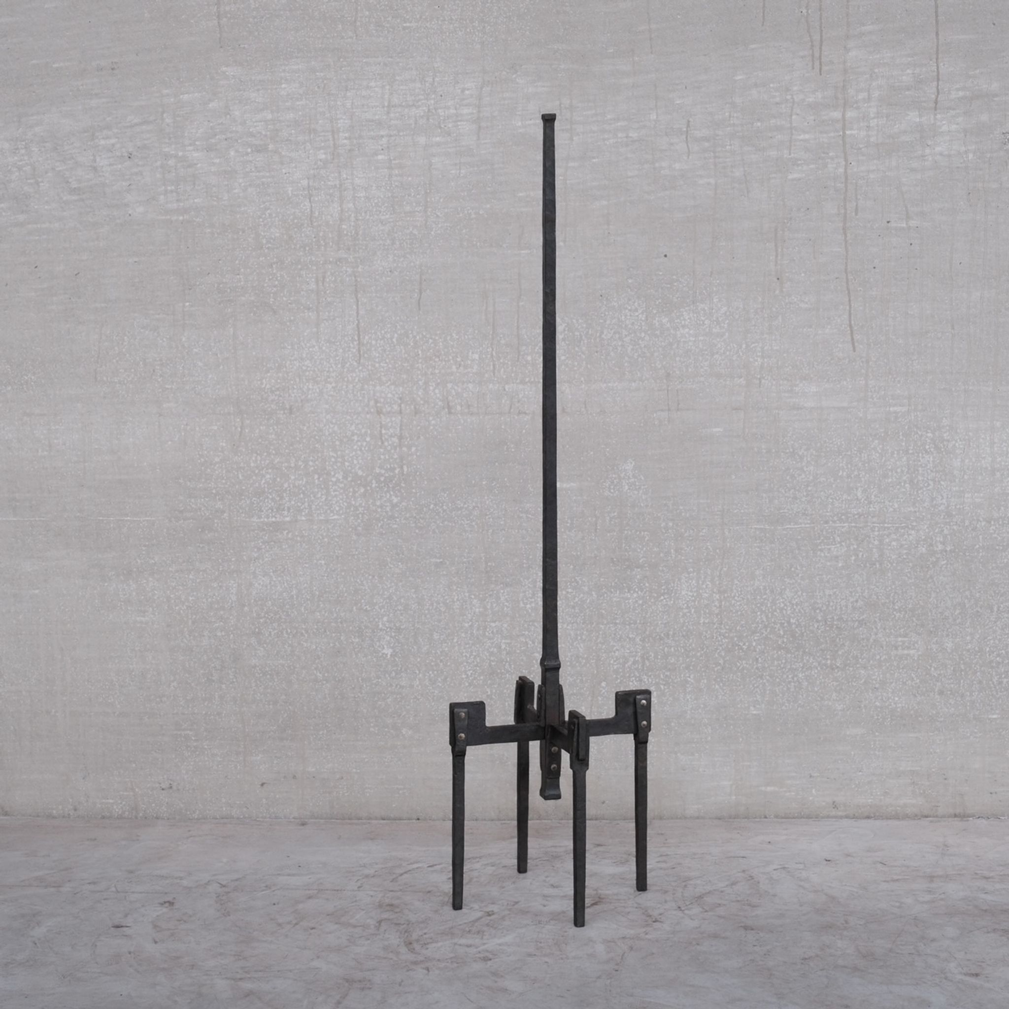 Lot de 4  lampadaires brutaliste en fer